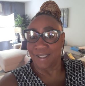 Meet your Posher, Lorna